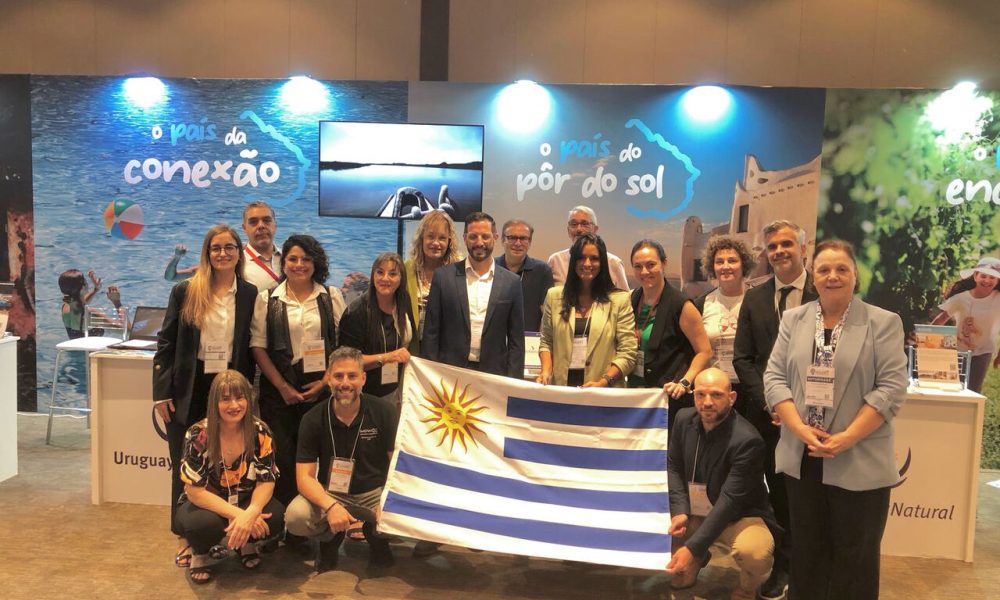 comitiva do uruguai na feira ugart, em porto alegre